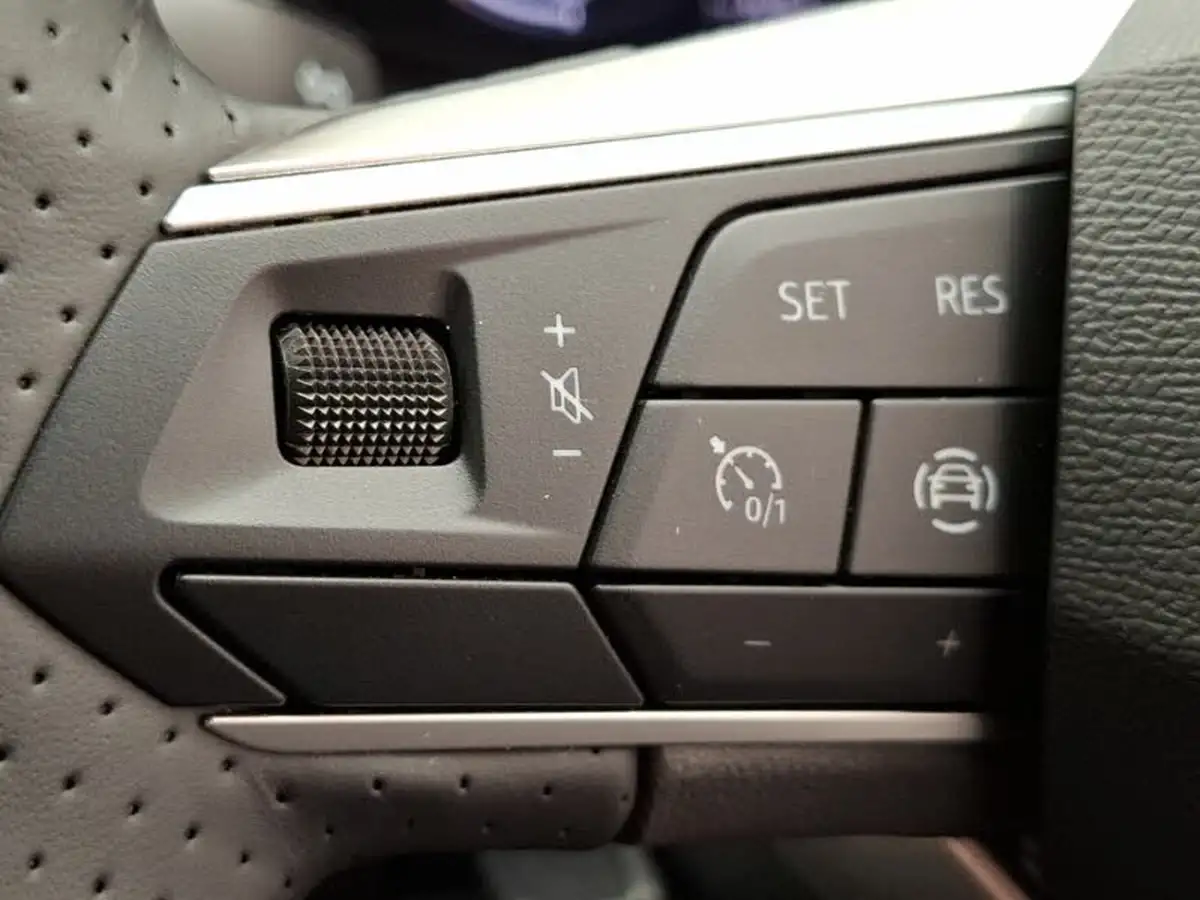 2024-seat-arona-10-tsi-fr-limited-edition-big-16