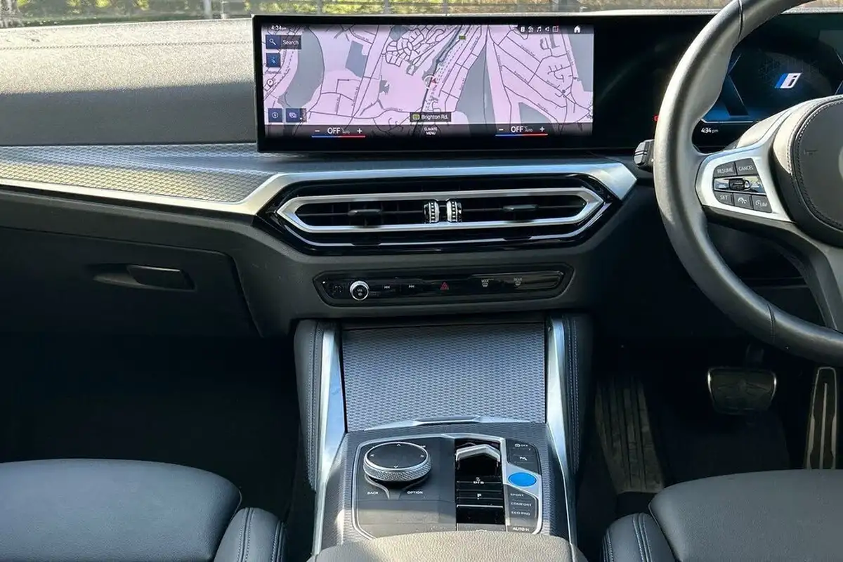 2023-bmw-i4-e-edrive40-m-sport-big-36