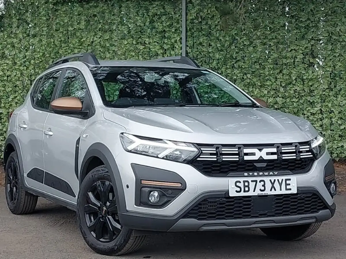 2023-dacia-sandero-stepway-10-tce-essential-90bhp-big-0