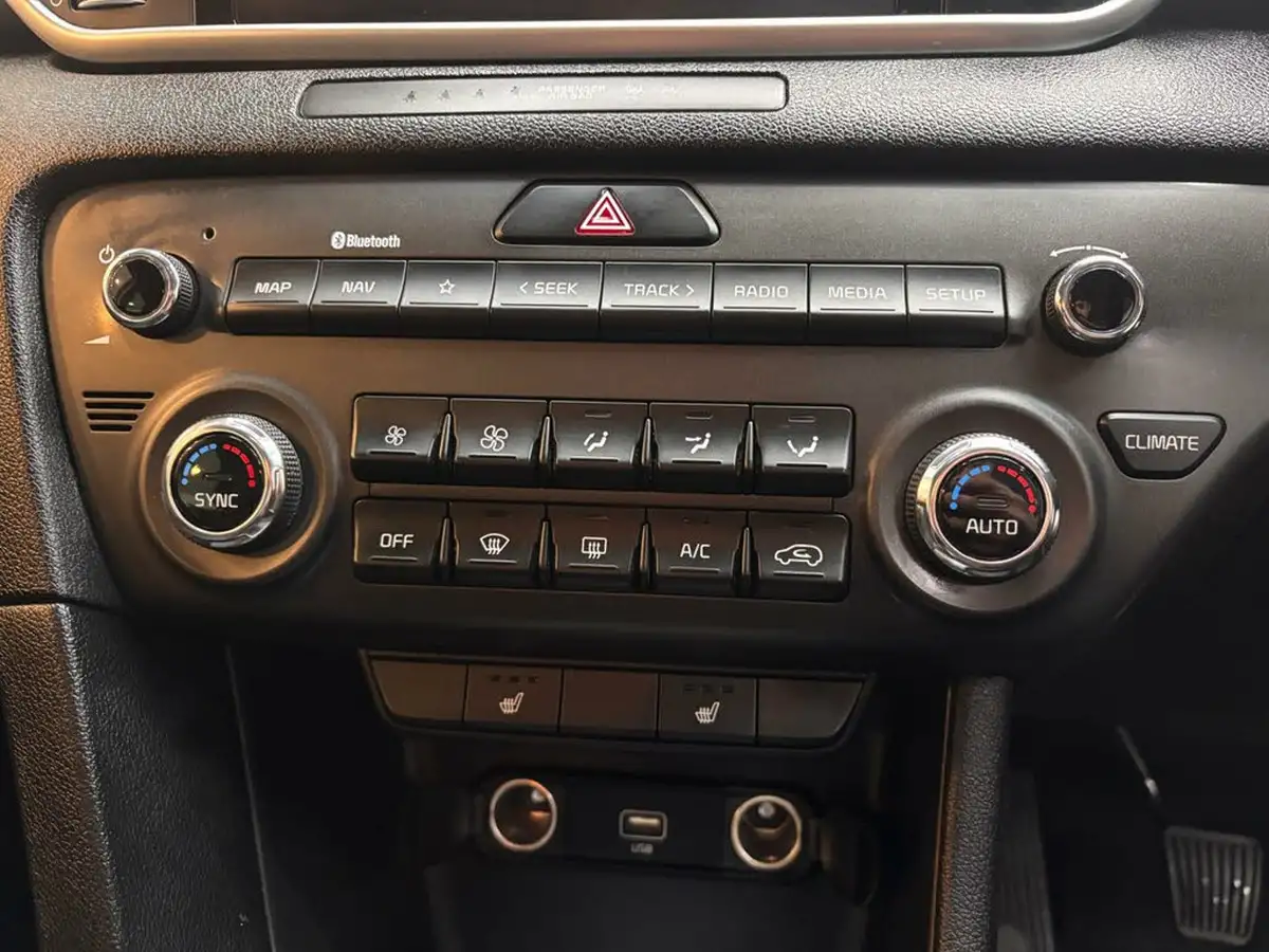2020-kia-sportage-16crdi-2-48v-big-22