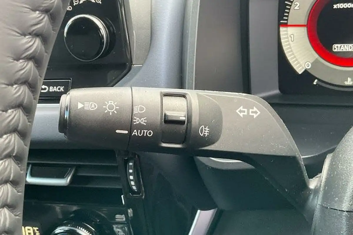 2021-nissan-qashqai-13-dig-t-tekna-big-13