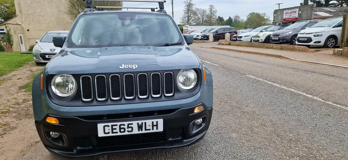 2015-jeep-renegade-16-multijet-ii-longitude-ss-big-3