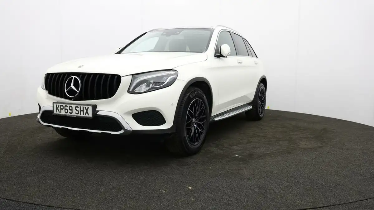 2019-mercedes-benz-glc-class-21d-glc250d-sport-premium-plusss-station-wagon-5d-big-51