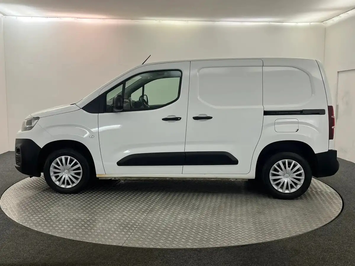 2021-citroen-berlingo-15bluehdi-650-enterprise-big-4