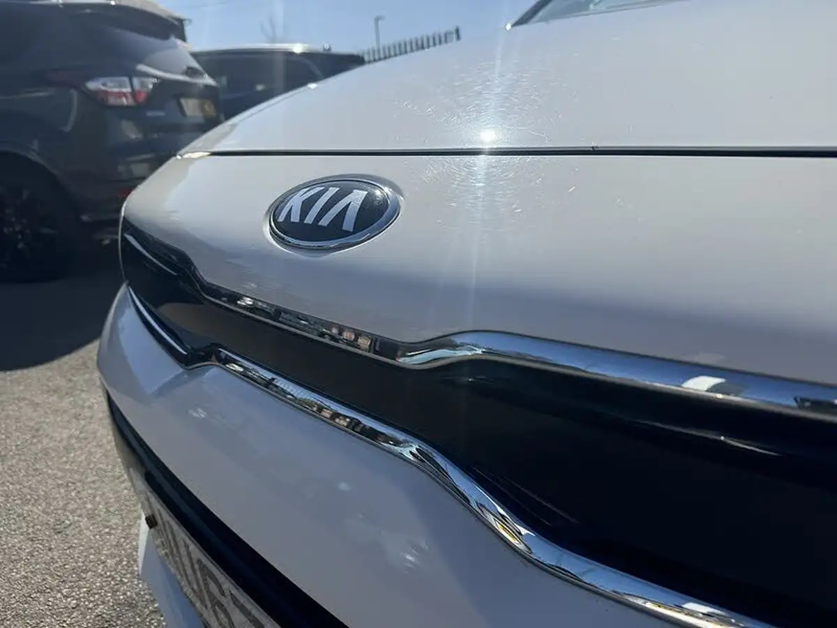 2017-kia-rio-10-t-gdi-3-big-33