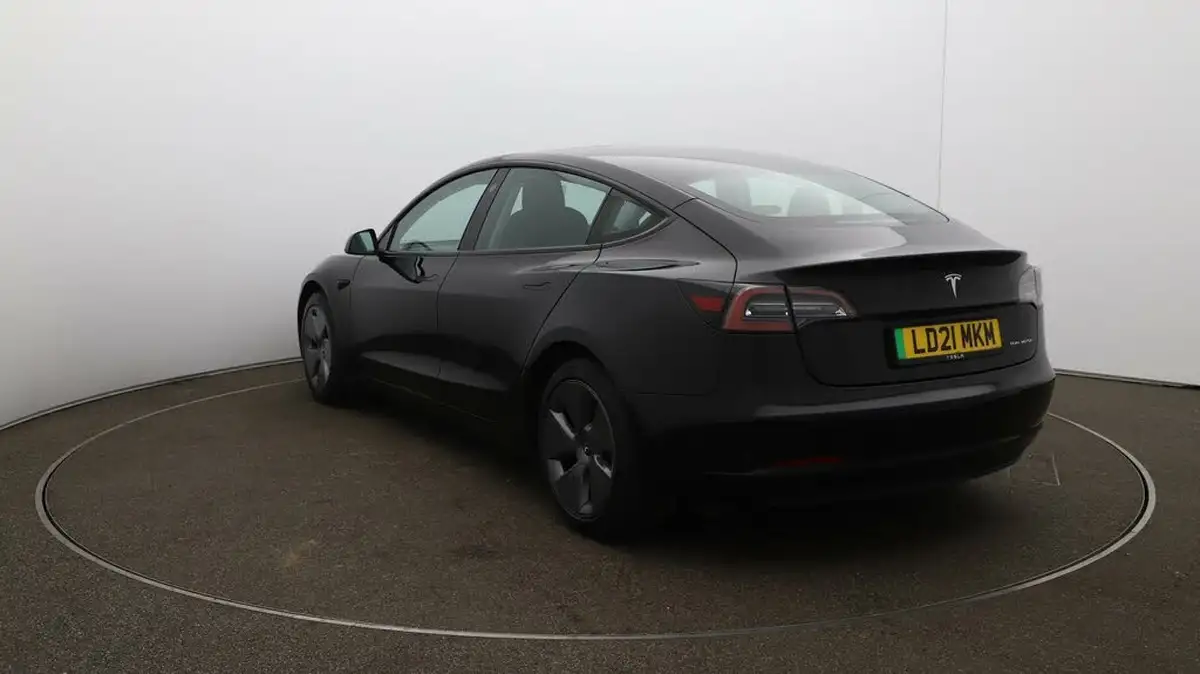 2021-tesla-model-3-e-long-range-4x4-big-52