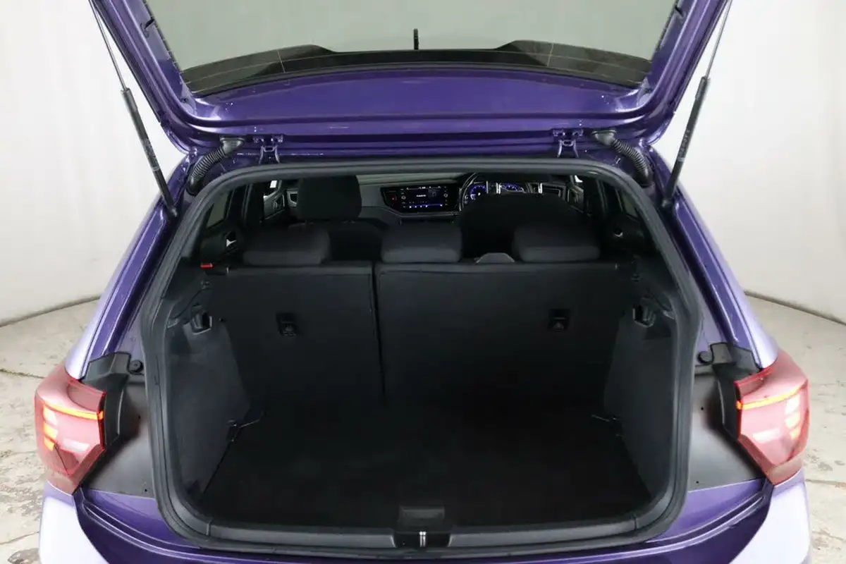 2022-volkswagen-polo-10-tsi-r-line-110ps-dsg-big-12