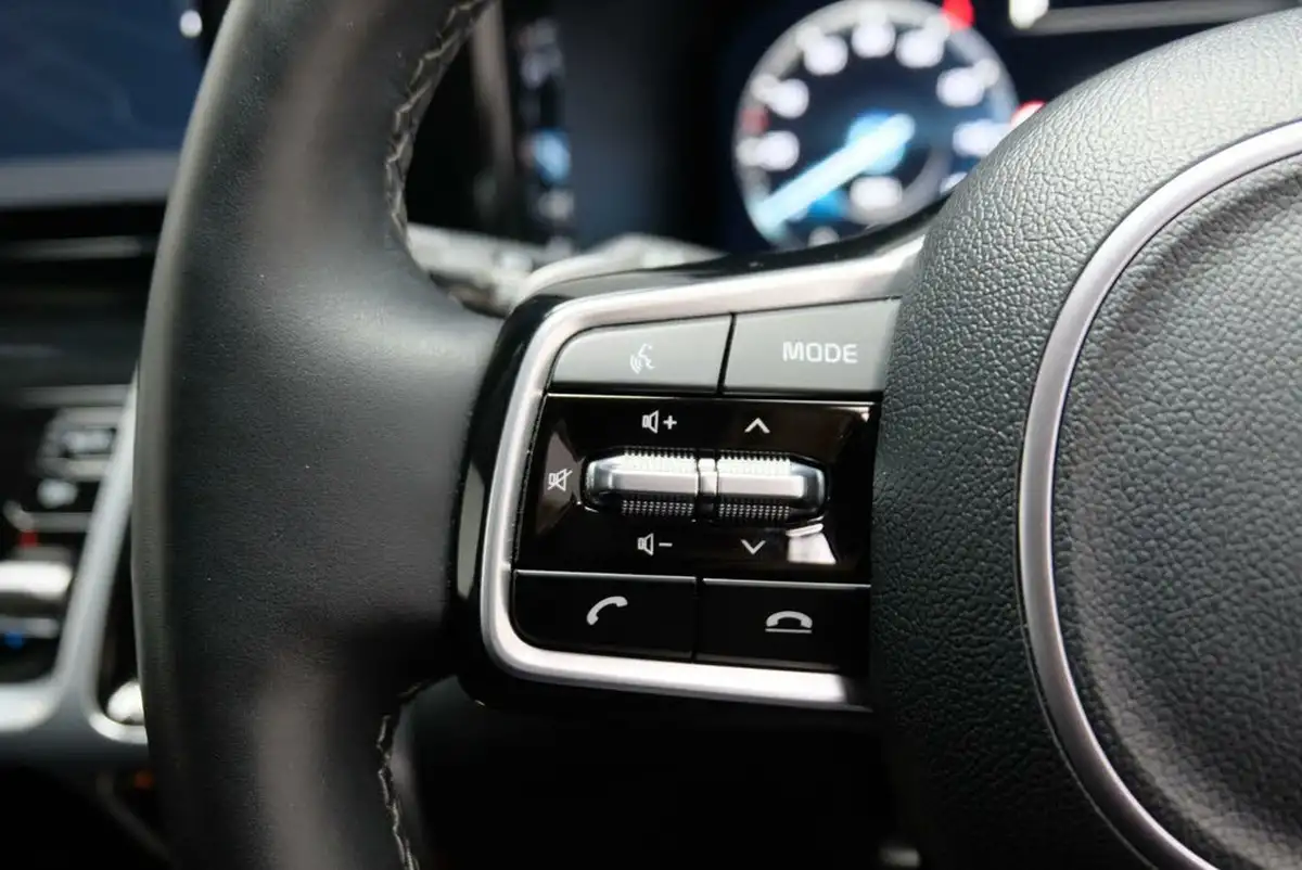 2024-kia-sorento-22-crdi-vision-big-16
