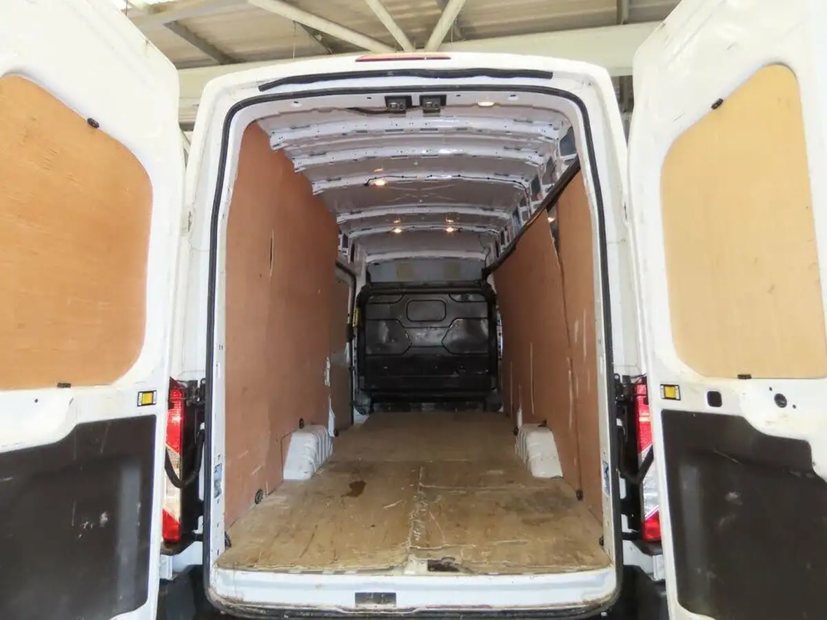 2022-ford-transit-20tdci-350-l4h3-leader-130pseu6dt-panel-van-big-10