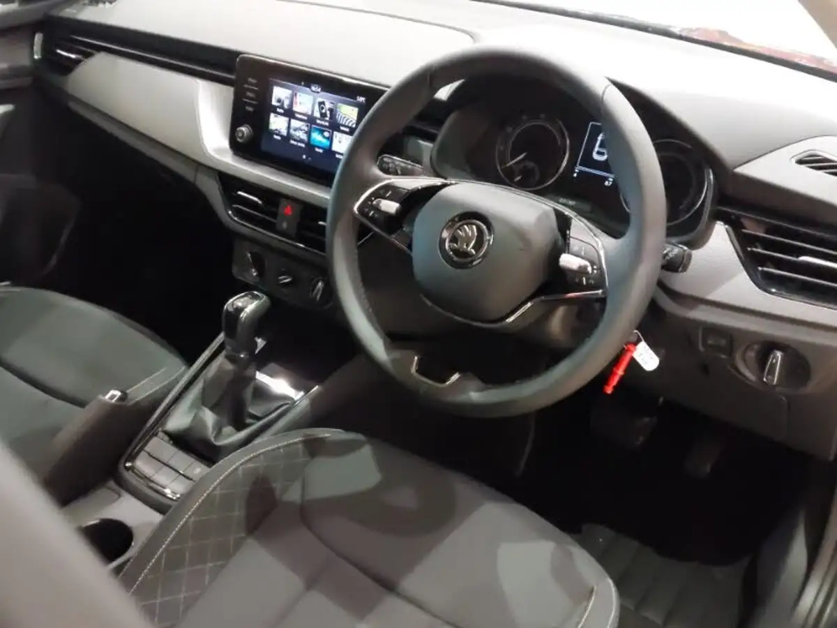 2024-skoda-scala-10-tsi-se-110ps-dsg-big-11