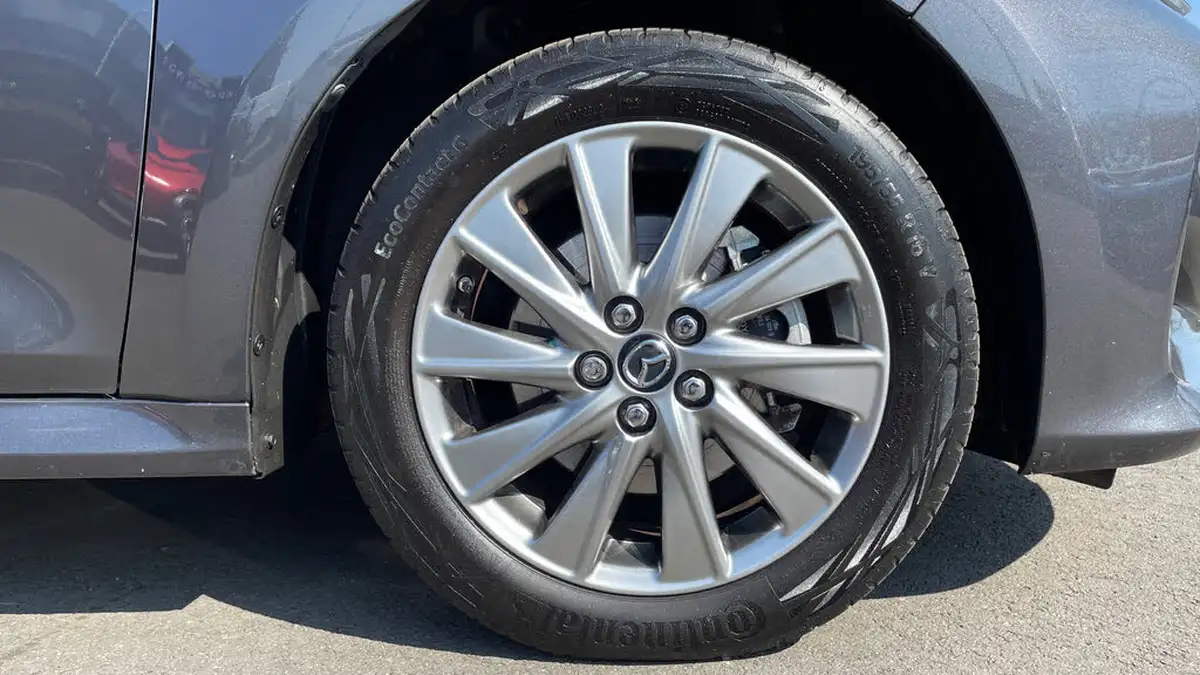 2022-mazda-mazda2-15-select-big-19