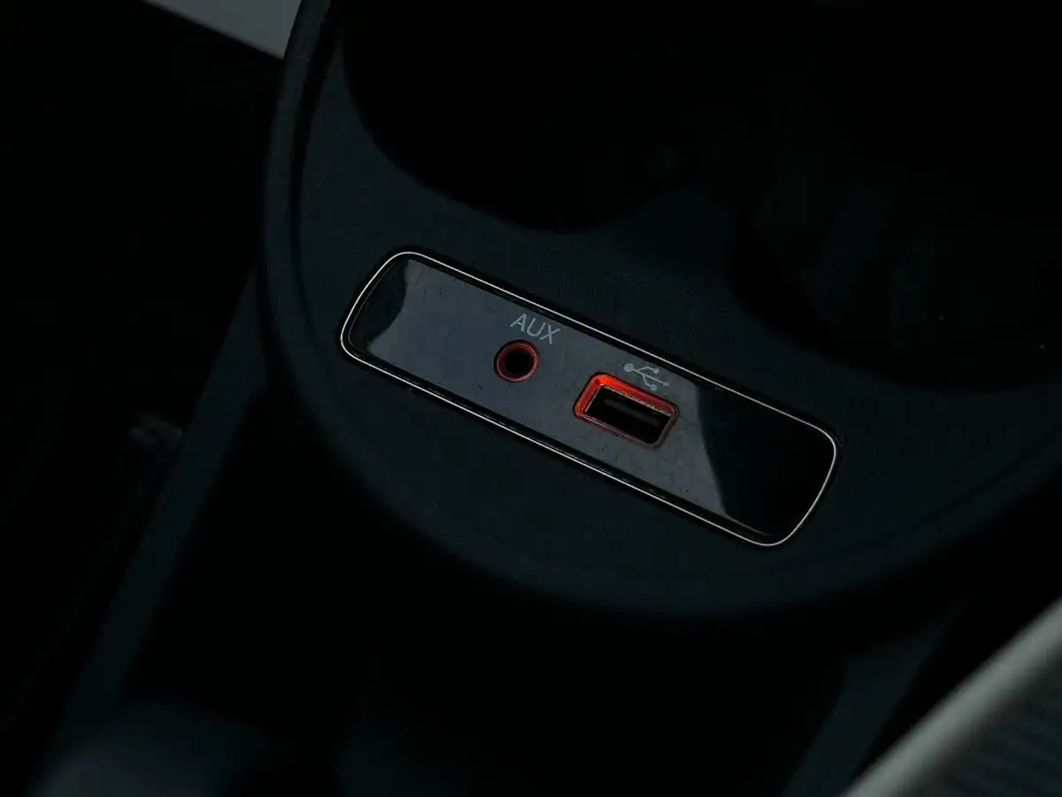 2017-fiat-500-12-lounge-big-15