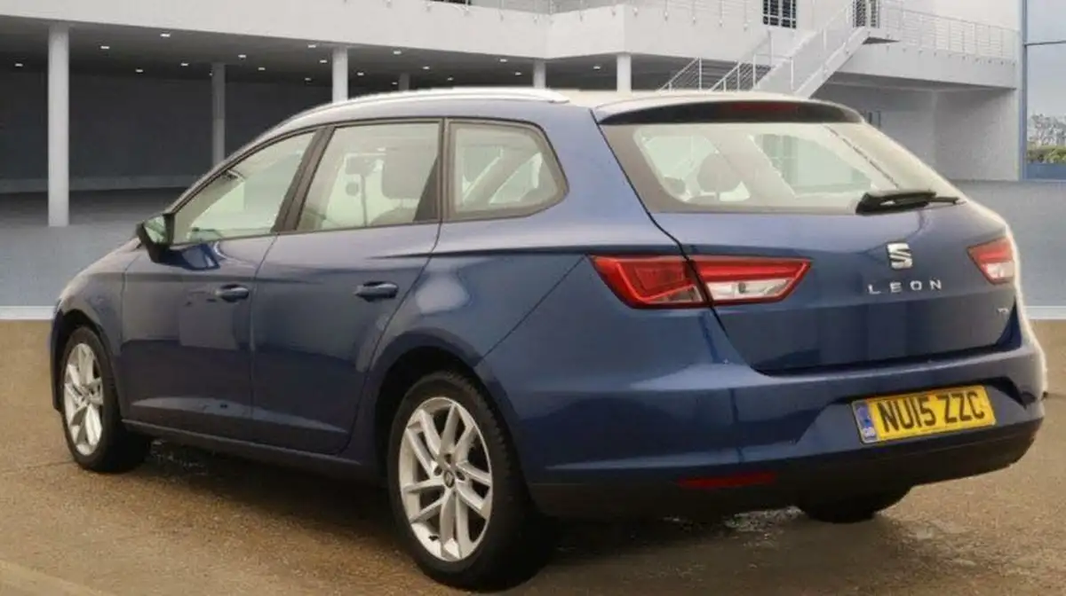 2015-seat-leon-20tdi-se-tech-pack-sports-tourer-5d-dsg-big-2