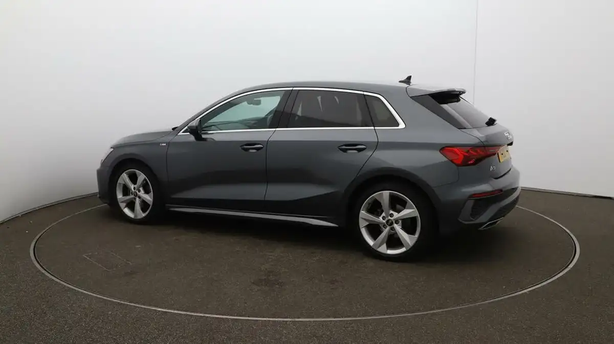 2022-audi-a3-15-35-tfsi-s-line-sportback-5d-tronic-big-39