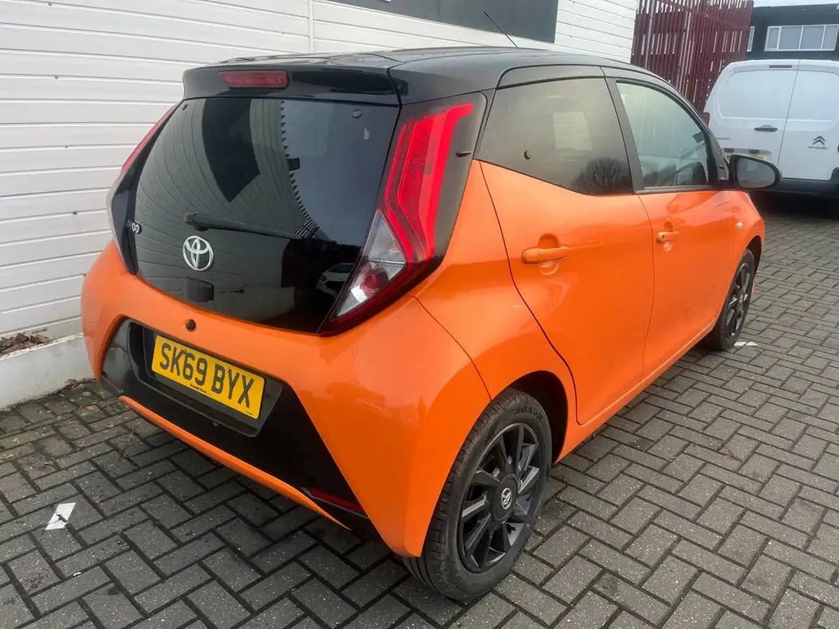 2019-toyota-aygo-10-vvt-i-x-cite-big-7