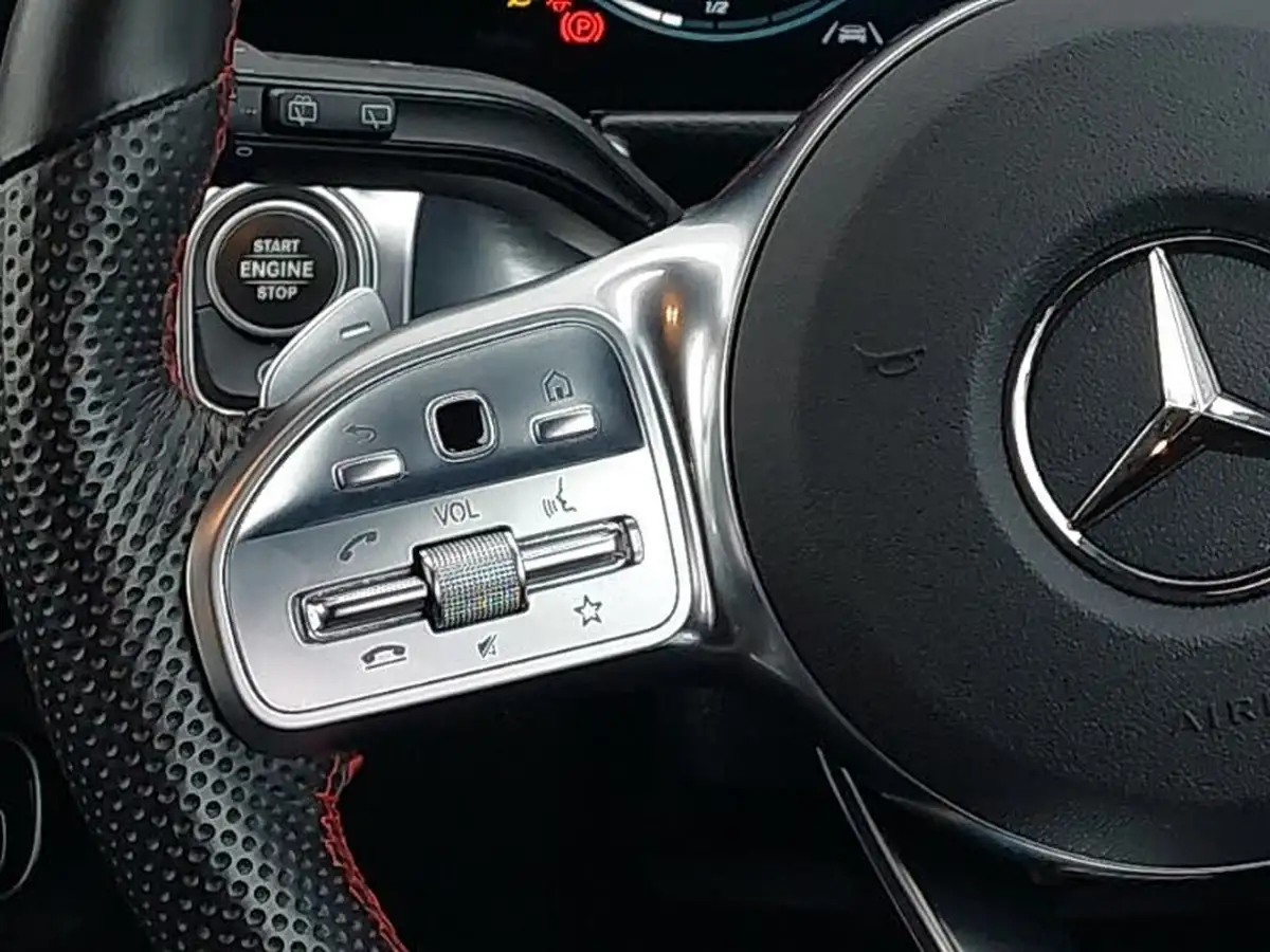 2023-mercedes-benz-glb-class-13-glb200-amg-line-premium-big-9