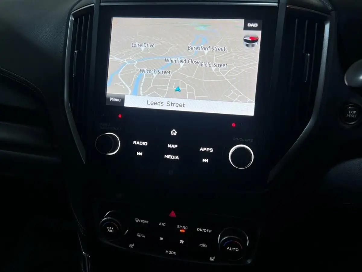 2021-subaru-forester-20-e-boxer-xe-premium-big-9