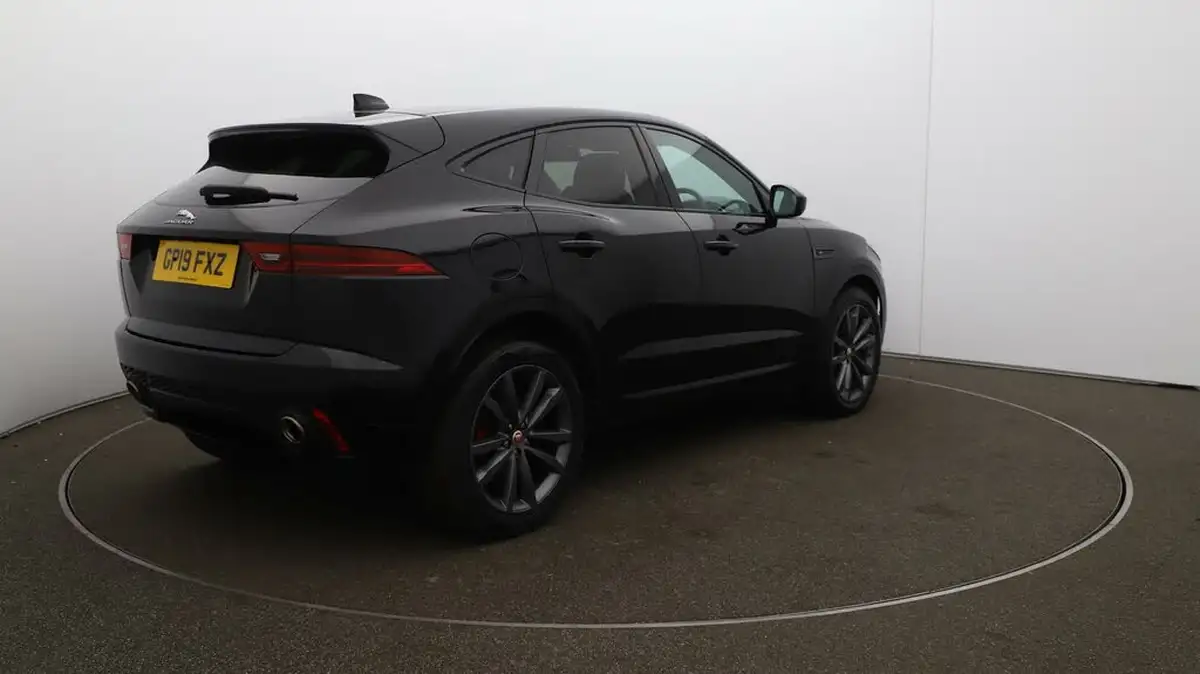 2019-jaguar-e-pace-20-i4d-r-dynamic-s-150ps-awd-auto-big-47