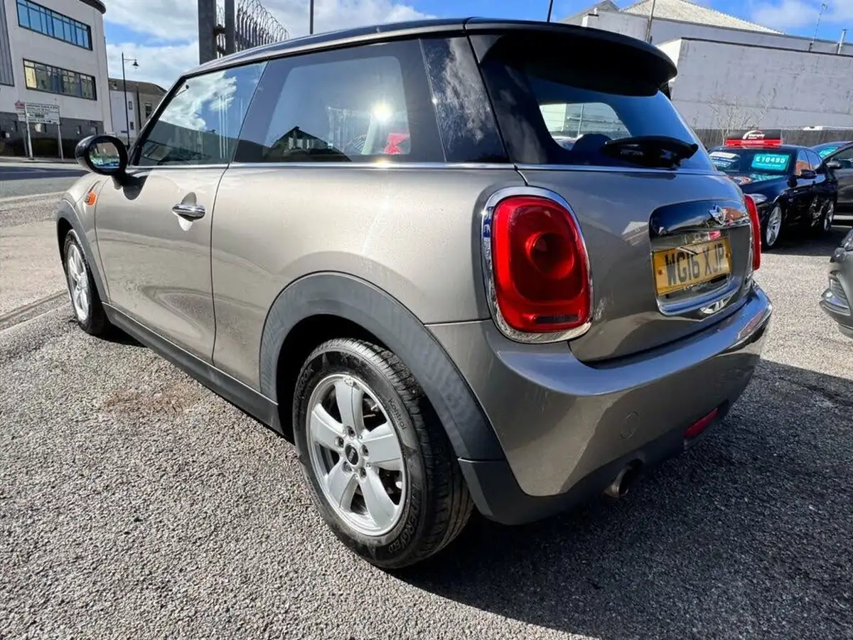 2016-mini-cooper-15-cooper-ss-hatchback-3d-auto-big-14