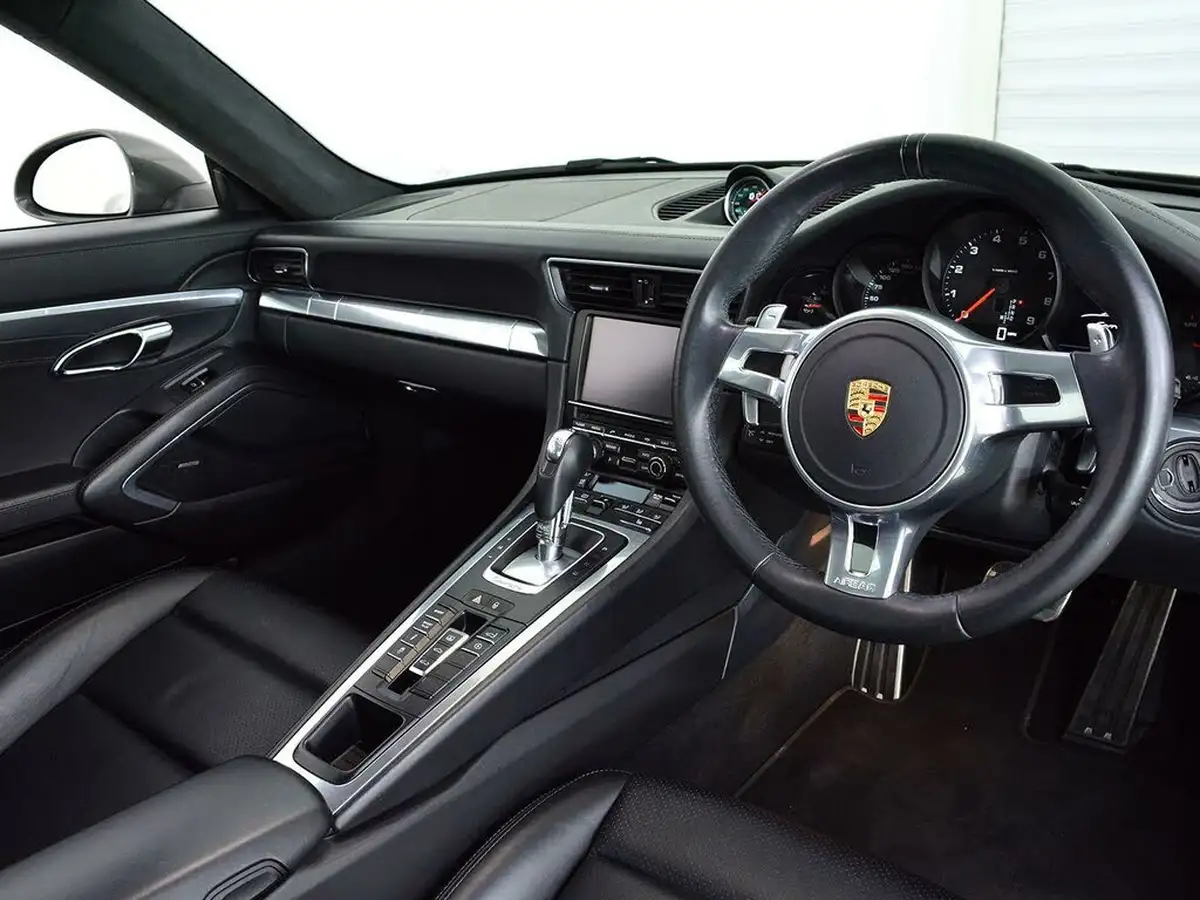2013-porsche-911-34-carrera-coupe-pdk-big-9