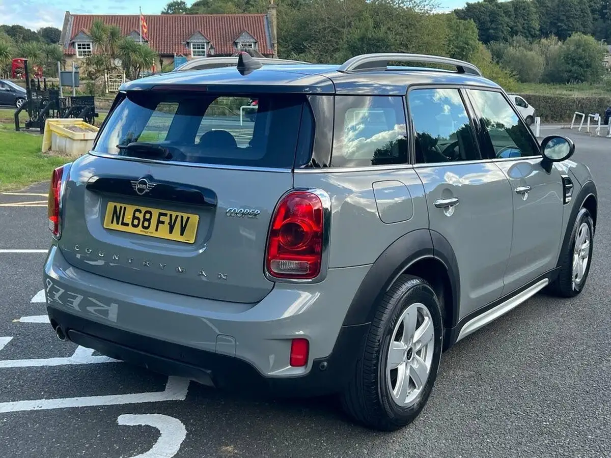 2018-mini-countryman-15-cooper-ss-big-10