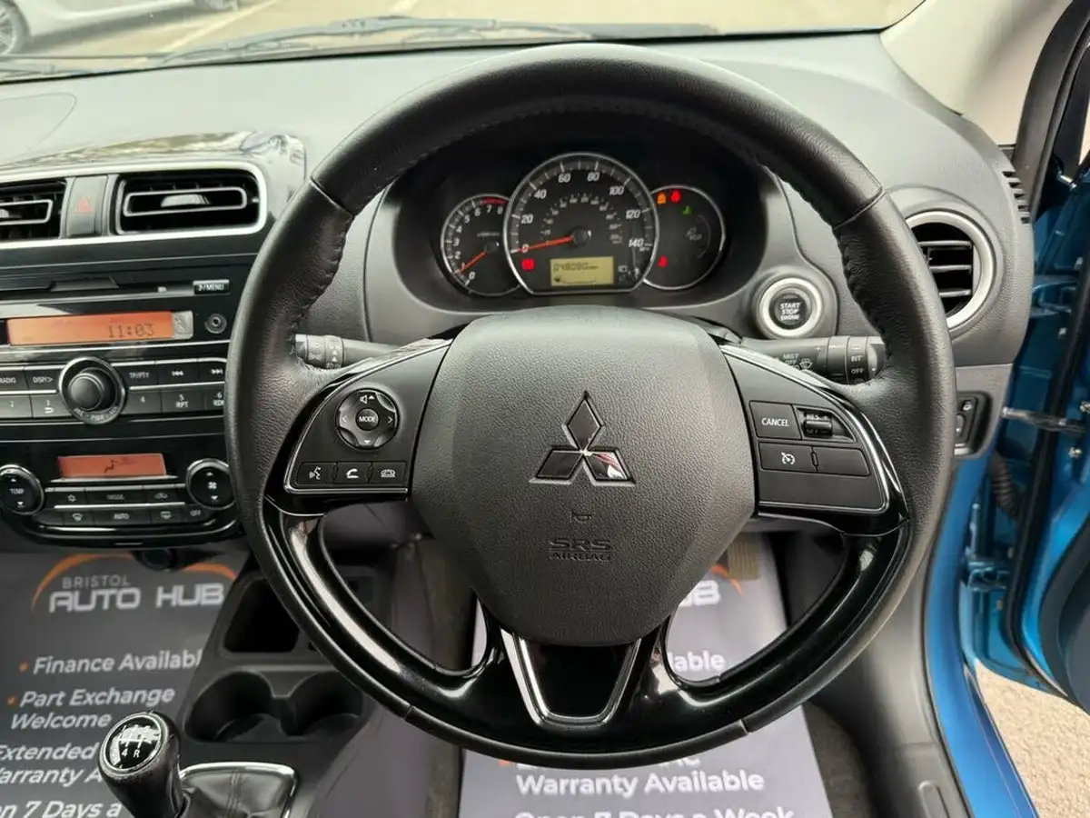 2017-mitsubishi-mirage-12-juro-big-23