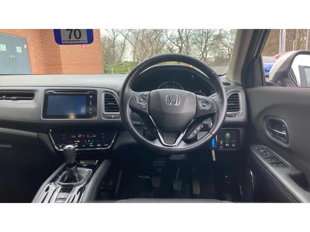 2019-honda-hr-v-15-i-vtec-se-big-12