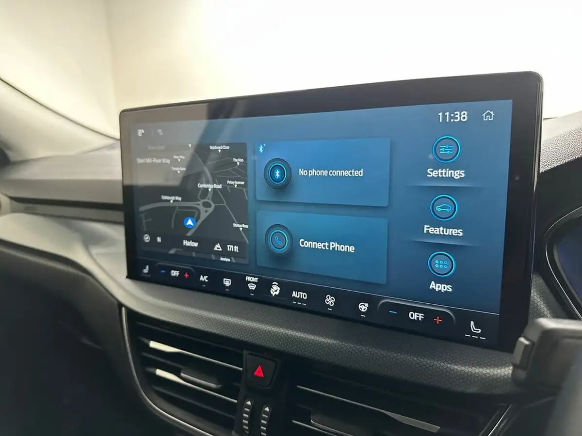 2023-ford-focus-10t-active-x-125ps-hybrid-mhev-estate-powershift-big-18