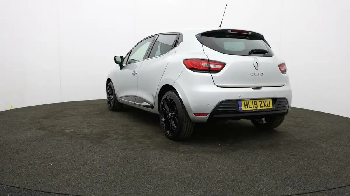 2019-renault-clio-15dci-iconic-90ps-ss-edc-auto-big-70