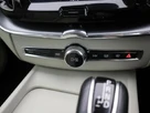 2019-volvo-xc60-20-t5-momentum-awd-small-19