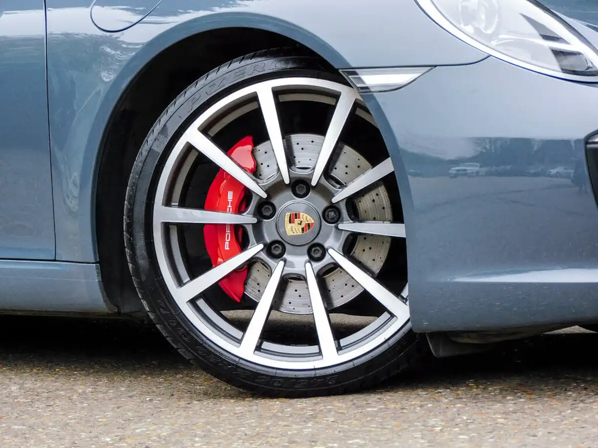 2017-porsche-911-30-carrera-s-420bhp-coupe-pdk-big-2