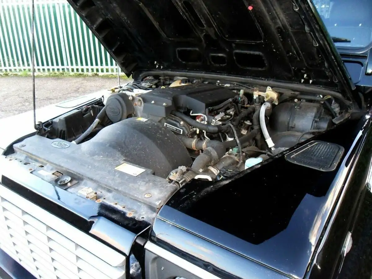 2014-land-rover-110-defender-22td-xs-station-wagon-5-drs-big-27