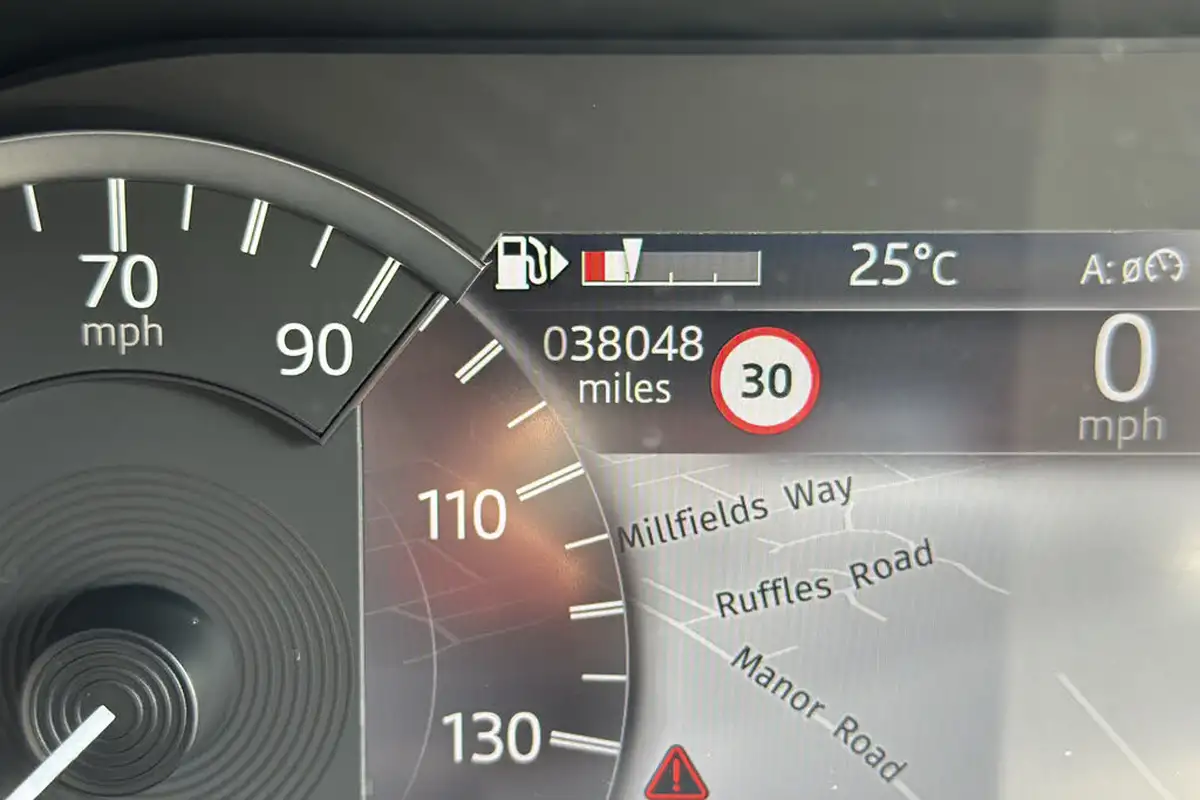 2020-land-rover-discovery-sport-20-d200-s-big-13