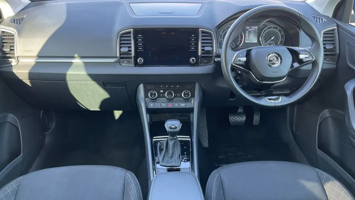 2021-skoda-karoq-15-tsi-se-technology-dsg-big-10
