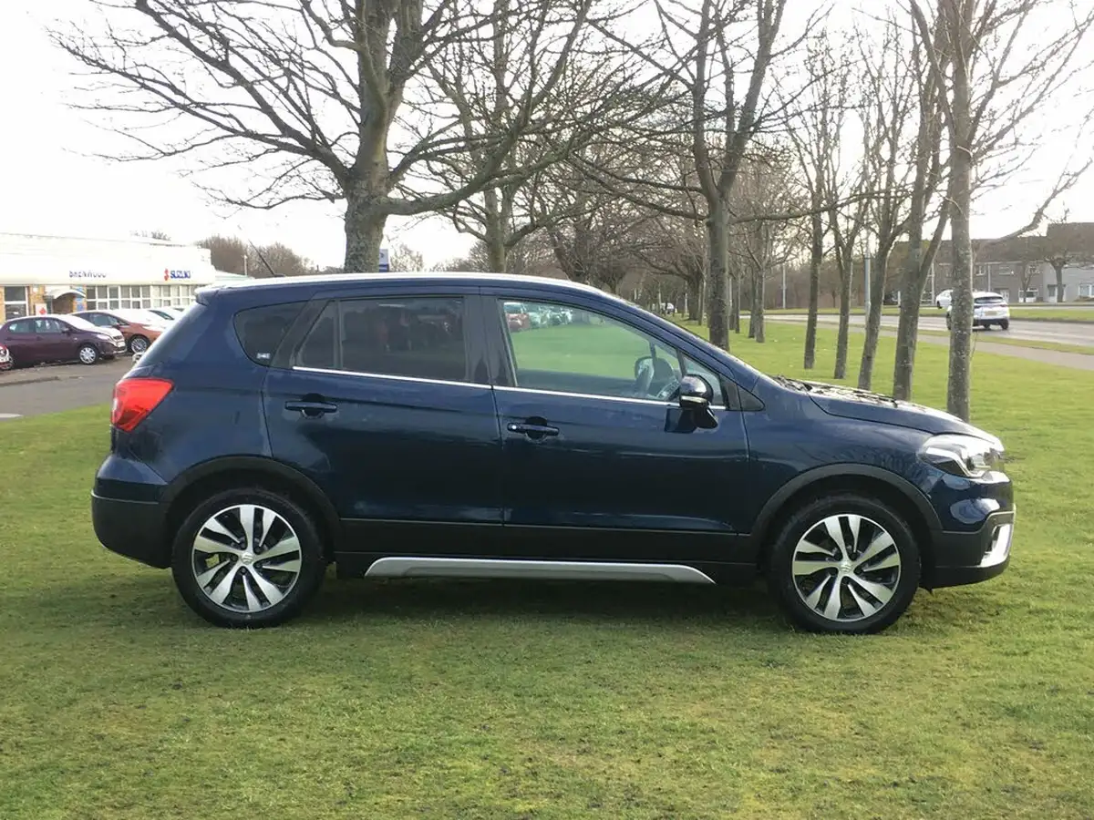 2019-suzuki-s-cross-10-boosterjet-sz-t-111ps-998cc-big-3
