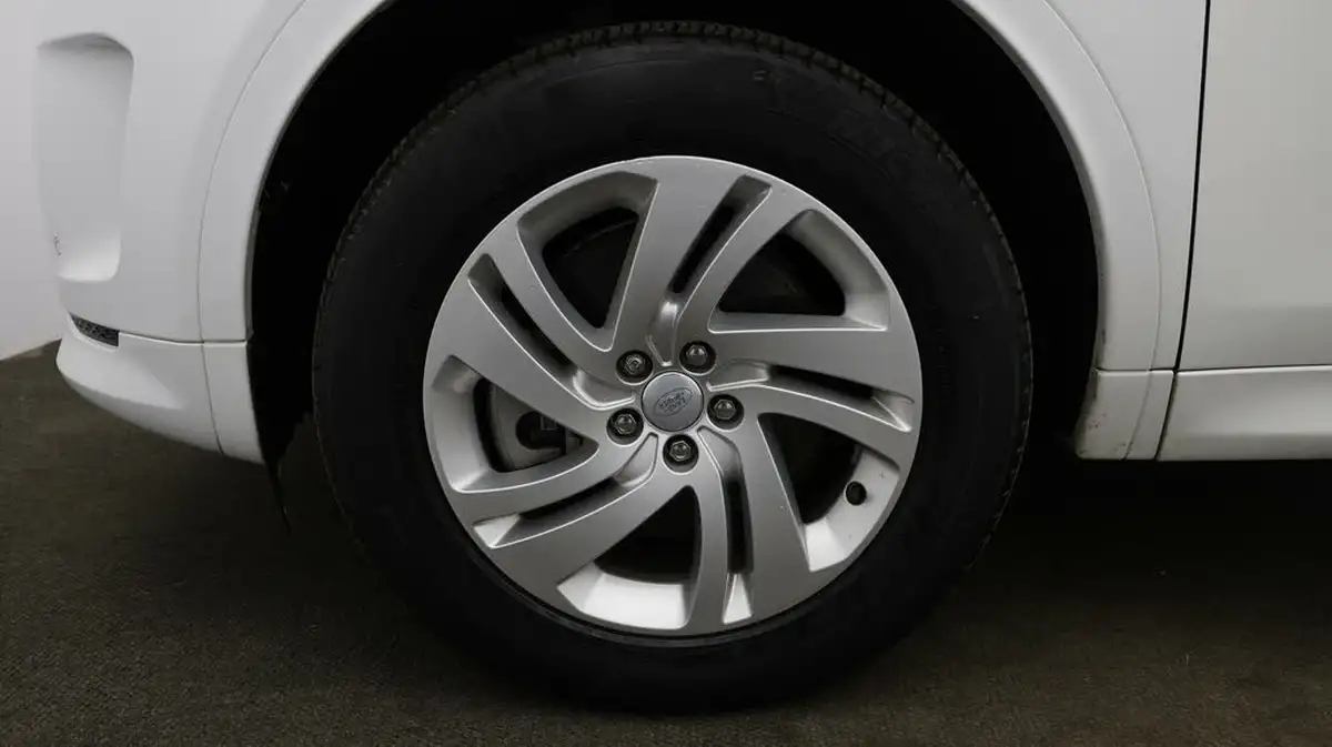 2022-land-rover-discovery-sport-15-p300e-r-dynamic-se-big-17