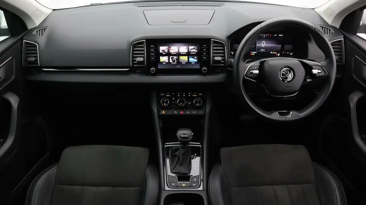 2023-skoda-karoq-20tdi-se-l-116ps-dsg-big-13