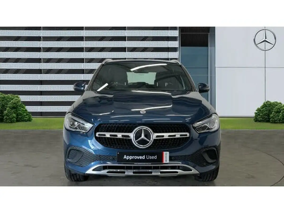 2023-mercedes-benz-gla-class-13-gla-200-sport-executive-station-wagon-big-2