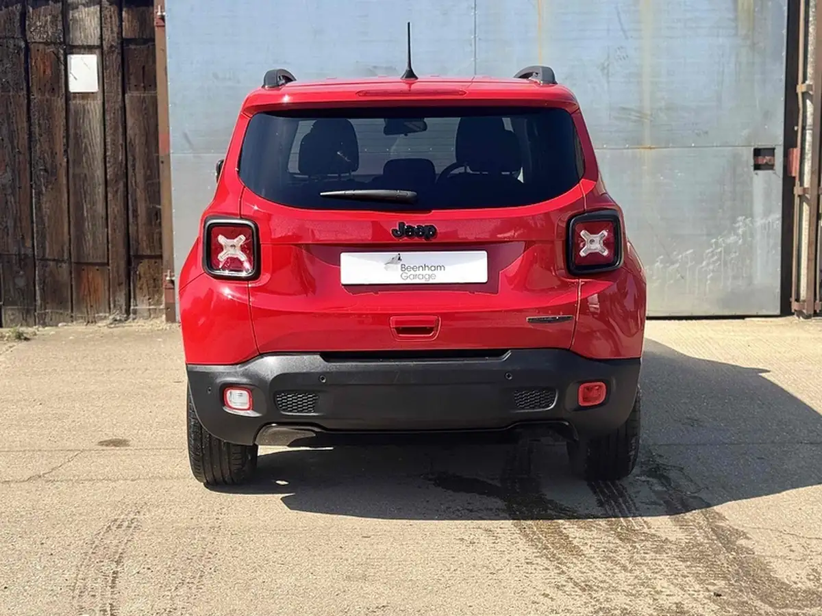 2020-jeep-renegade-10-gse-night-eagle-big-8