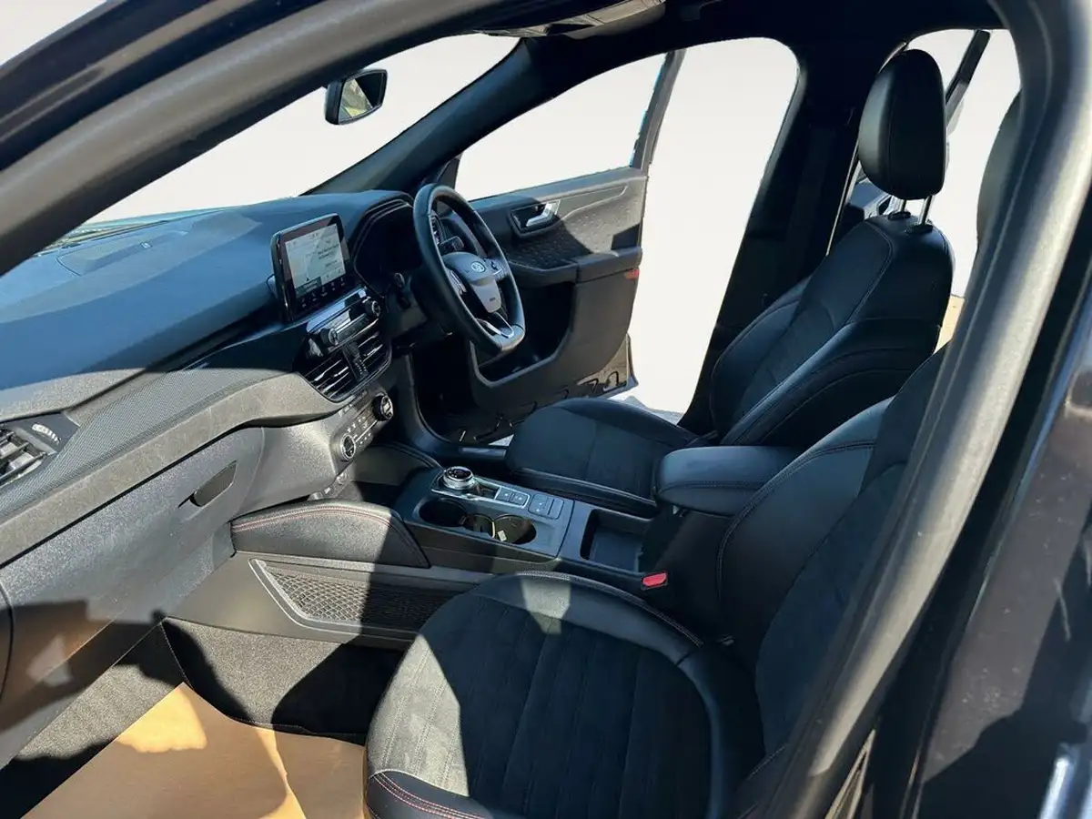 2020-ford-kuga-25t-st-line-big-14