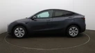 2022-tesla-model-y-e-long-range-small-4