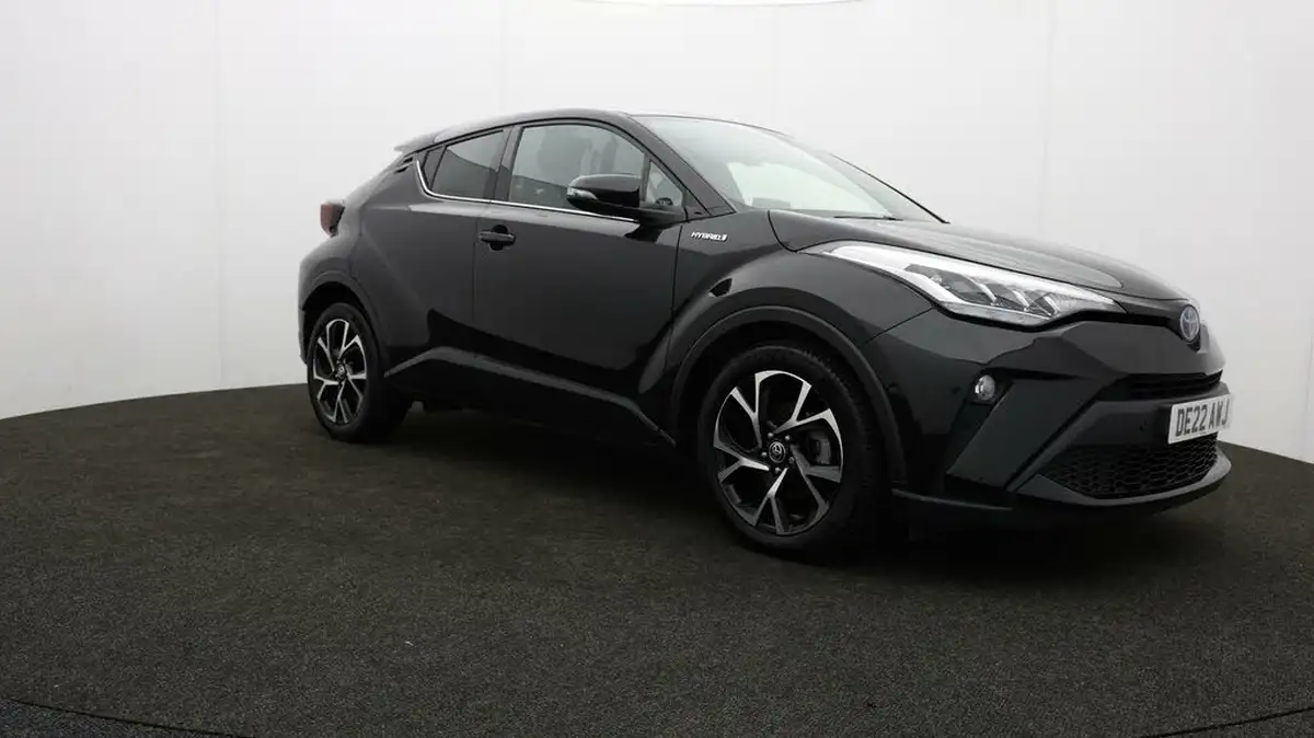 2022-toyota-c-hr-18-vvt-i-design-big-0
