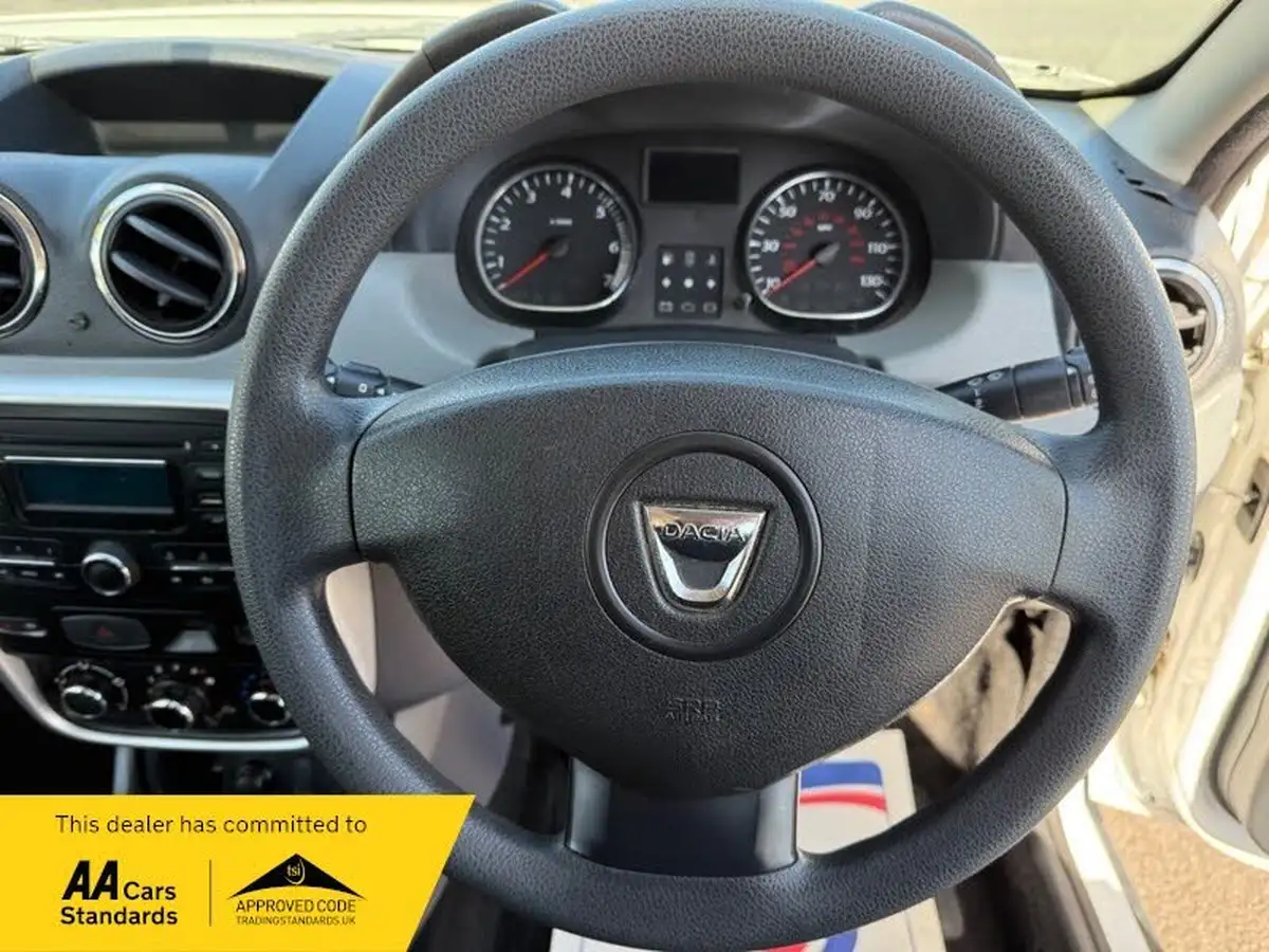 2013-dacia-duster-15d-ambiance-107bhp-big-7