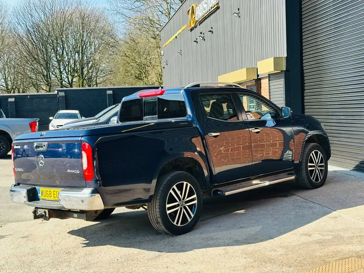 2018-mercedes-benz-x-class-23td-250-power-big-12