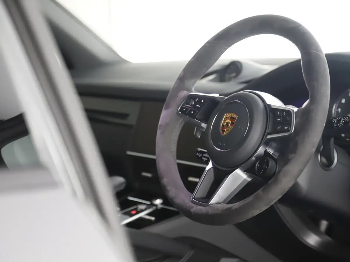 2021-porsche-cayenne-30-v6-e-hybrid-462ps-station-wagon-big-9