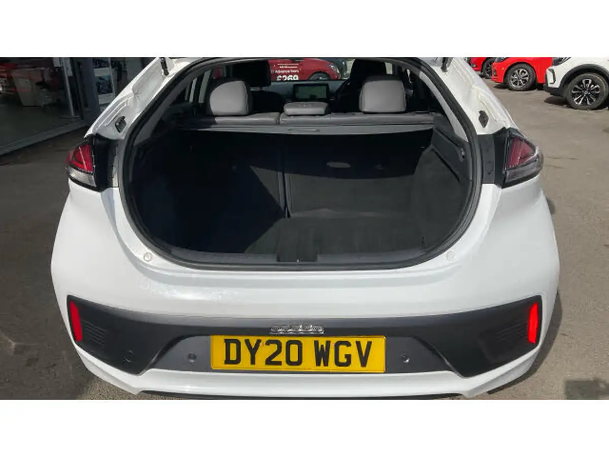 2020-hyundai-ioniq-16-gdi-premium-se-hybrid-big-3