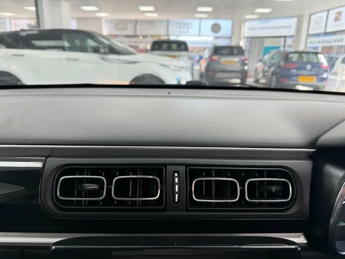2018-citroen-c3-12-puretech-flair-110ps-ss-eat6-big-33