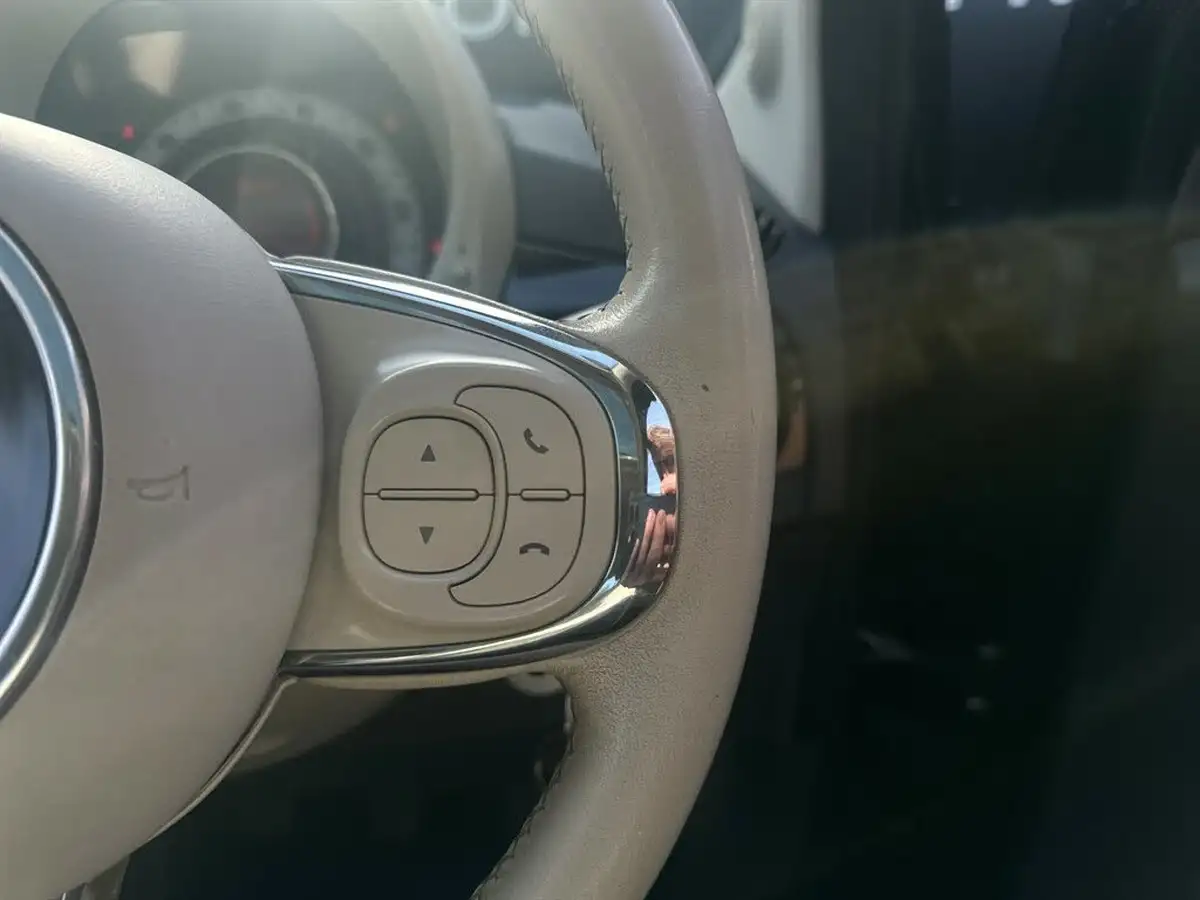 2016-fiat-500-12-lounge-big-15
