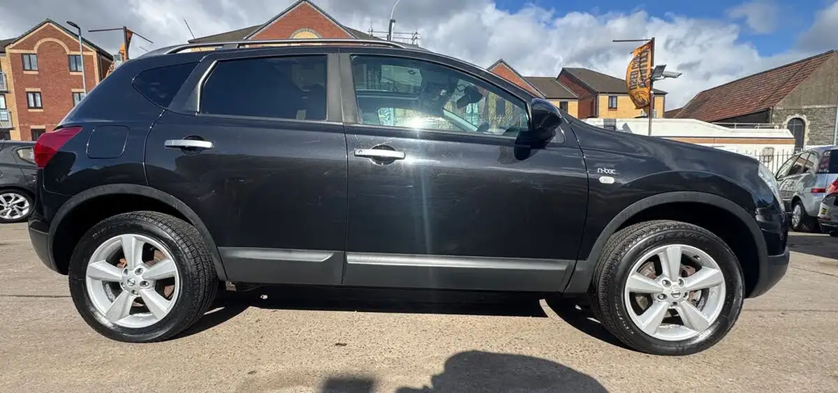 2009-nissan-qashqai-20-n-tec-2wd-big-1