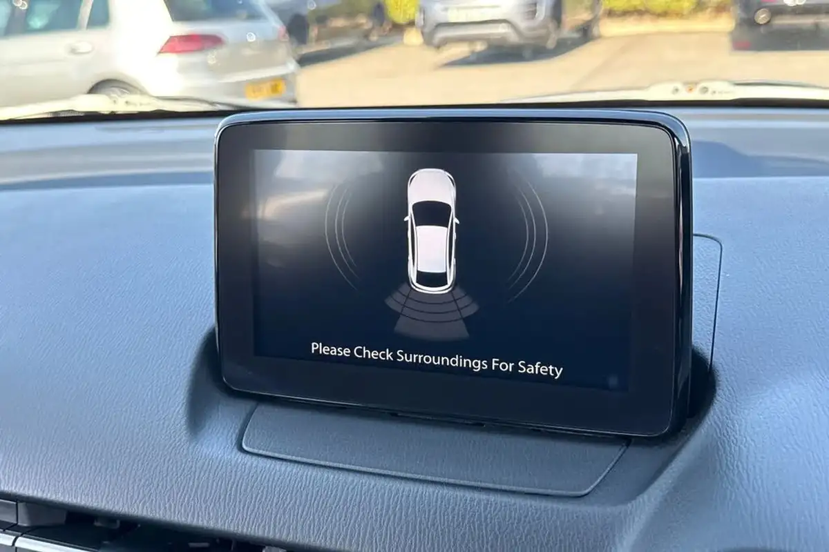 2019-mazda-mazda2-15-se-l-nav-big-47